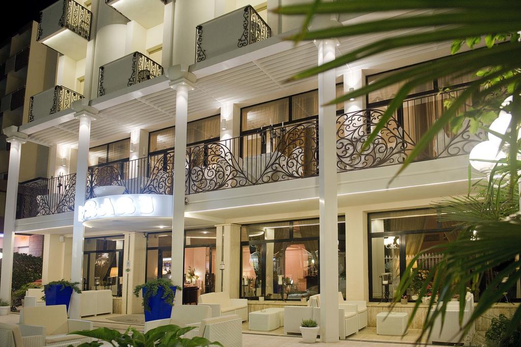 Hotel Baby B&B Milano Marittima Exterior foto