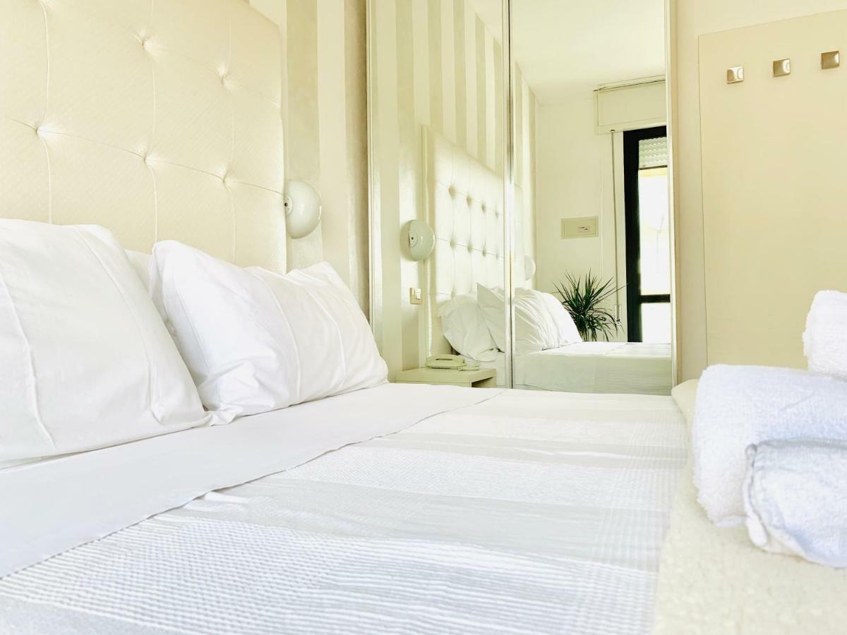 Hotel Baby B&B Milano Marittima Exterior foto